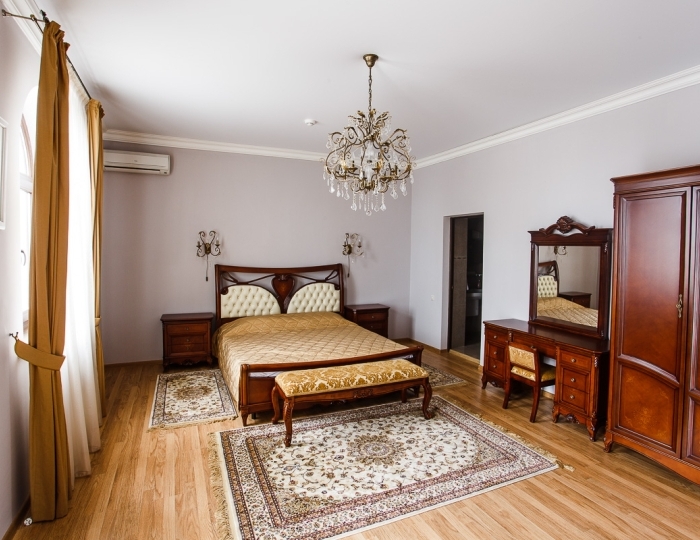 Апартаменты 4-местные 3-комнатные №10-11 (вид на море, 2этаж), 120 м2 - Отель «Вилла Виктория» Гудаута