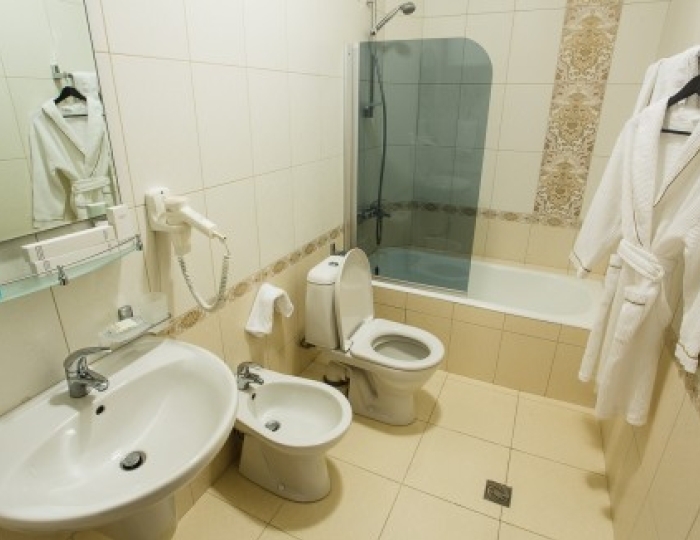 Стандартный 2-местный 1-комнатный №7, №15 (вид на город) - Отель «Вилла Виктория» Гудаута